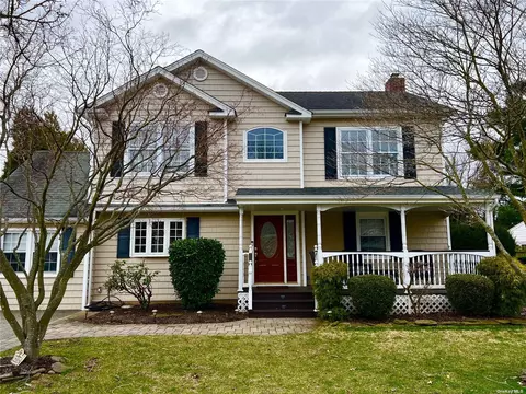 3464 Manchester Rd, Wantagh, NY 11793