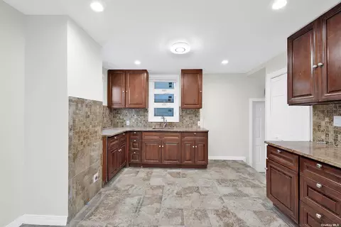 57 Albemarle Ave, Hempstead, NY 11550