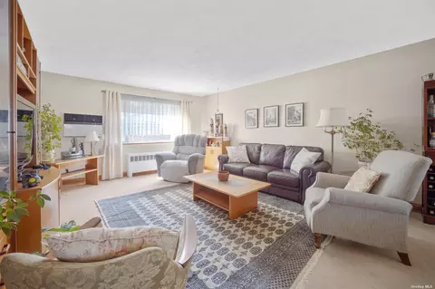 209-65 18th Ave #2ND, Bayside, NY 11360