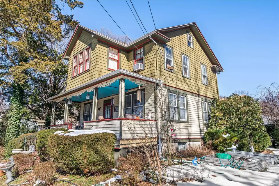 99 Woodhull Rd, Huntington, NY 11743 30 Photos Movoto