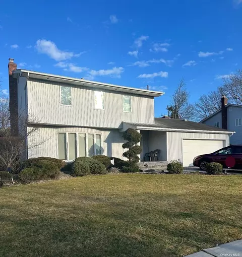 6 Cortland Ave, Jericho, NY 11753