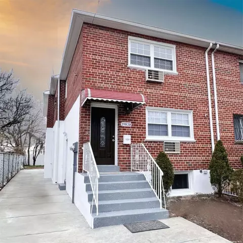 198-38 Carpenter Ave, Hollis, NY 11423