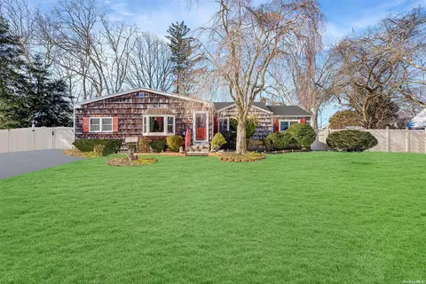 1510 Baldwin Blvd, Bay Shore, NY 11706