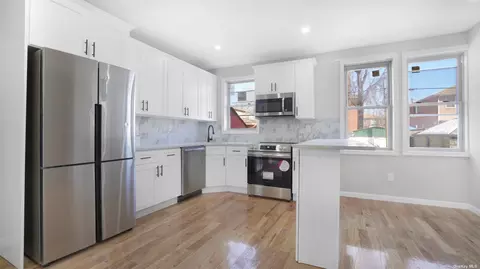 23-51 95th St, East Elmhurst, NY 11369