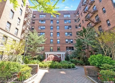 67-35 Yellowstone Blvd #2G, Forest Hills, NY 11375