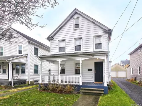 10 N Maryland Ave, Port Washington, NY 11050