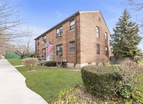 36-39 171 St #23, Flushing, NY 11358