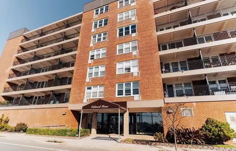 1 E Broadway #7E, Long Beach, NY 11561