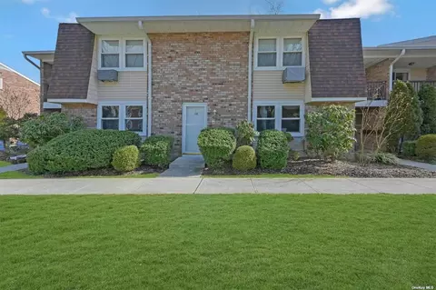138 Millard Ave #138, West Babylon, NY 11704