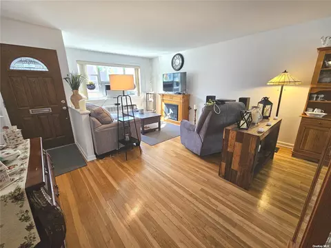 15-38 212 St #227, Bayside, NY 11360