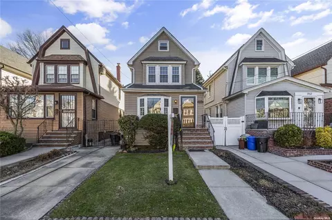 71-14 Manse St, Forest Hills, NY 11375