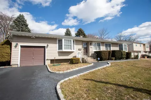 1035 Candlewood Rd, Brentwood, NY 11717