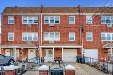 19-76 77th St, East Elmhurst, NY 11370