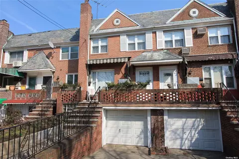 58-31 79th St, Middle Village, NY 11379