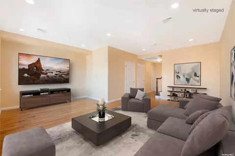 1833 E 13th St #PHA, Brooklyn, NY 11229