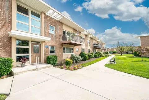 4 Rose Street Apt 6 C1 #6, C1, Oceanside, NY 11572