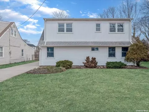 2515 Babylon, Merrick, NY 11566