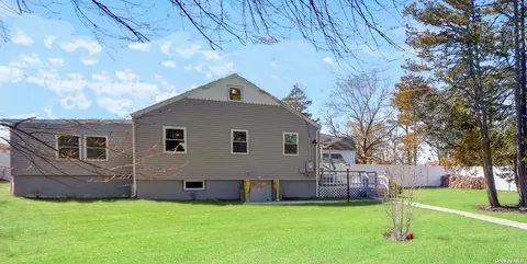 Undisclosed, Lindenhurst, NY 11757