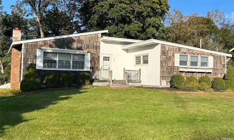 2845 Hobart Rd, Southold, NY 11971
