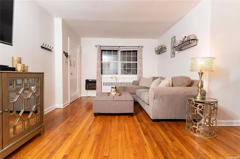 210-14 69 Ave #A, Bayside, NY 11364