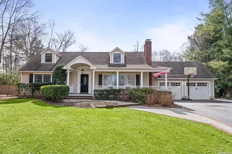 14 Ridge Rd, Cold Spring Harbor, NY 11724