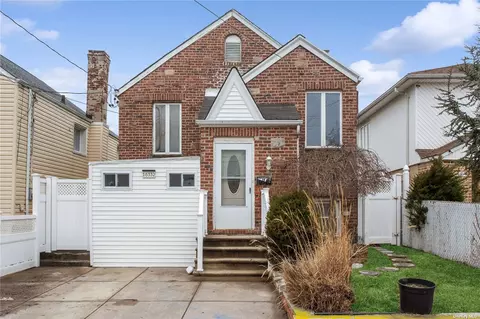 163-32 95th St, Howard Beach, NY 11414