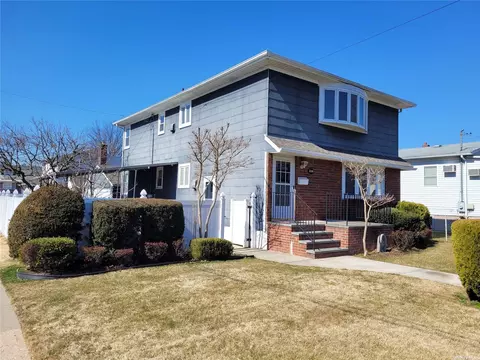 268 Litchfield Ave, Elmont, NY 11003