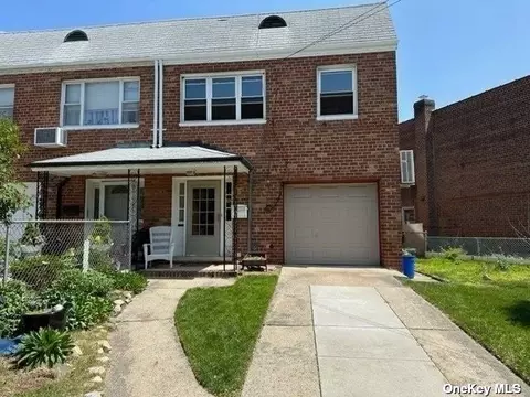 47-29 Hollis Court Blvd, Flushing, NY 11358