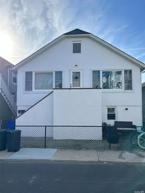 39 Alabama St, Long Beach, NY 11561