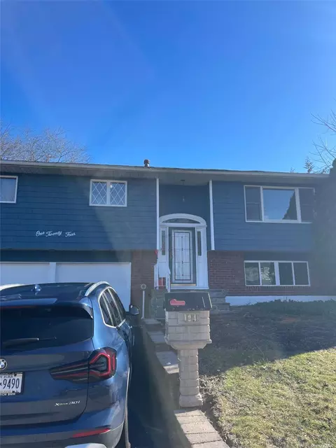 Undisclosed, Commack, NY 11725
