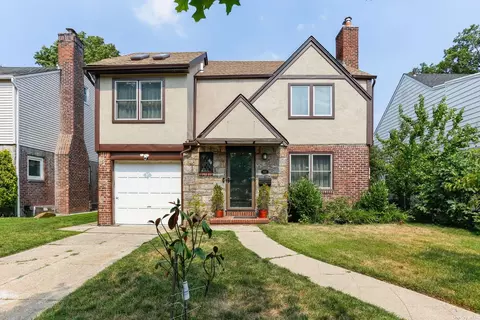 85-21 215th St, Queens Village, NY 11427