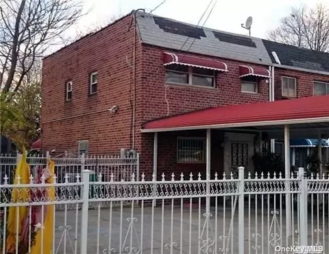 122-58 Springfield Blvd, Springfield Gardens, NY 11413