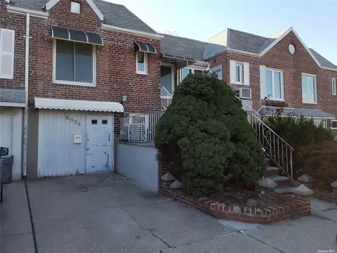 60-34 68th St, Maspeth, NY 11378