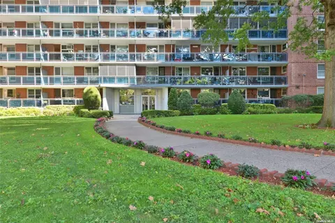 98-05 63rd Rd #3J, Rego Park, NY 11374