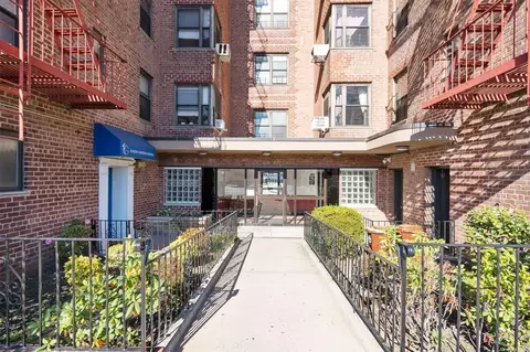 88-11 Northern Blvd #508, Jackson Heights, NY 11372