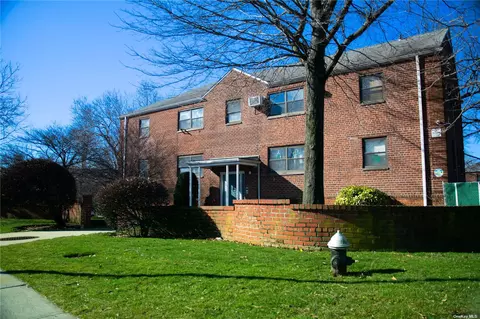 152-04 Cross Bay Blvd #130, Howard Beach, NY 11414