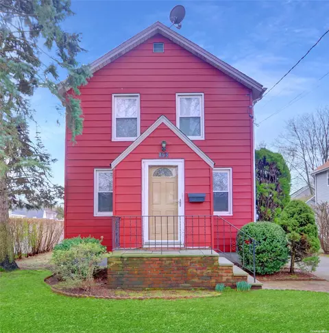 596 Maple St, West Hempstead, NY 11552