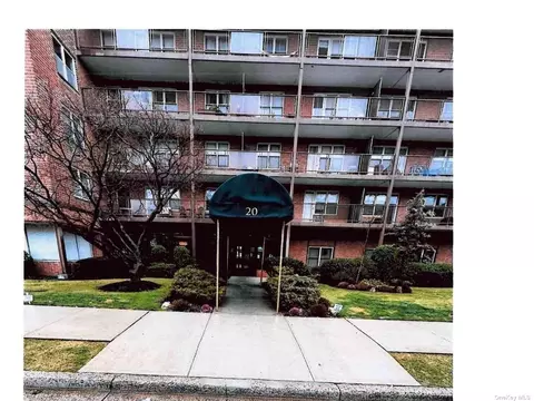 20 Wendell #5E, Hempstead, NY 11550