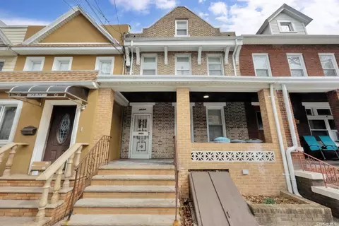 78-59 79th Ln, Glendale, NY 11385