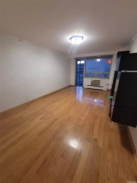 61-15 97th St #3C, Rego Park, NY 11374