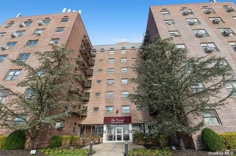 202-35 Foothill Ave #A24, Hollis, NY 11423
