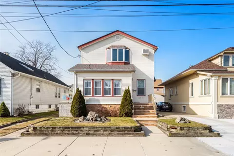 162-40 99th St, Howard Beach, NY 11414