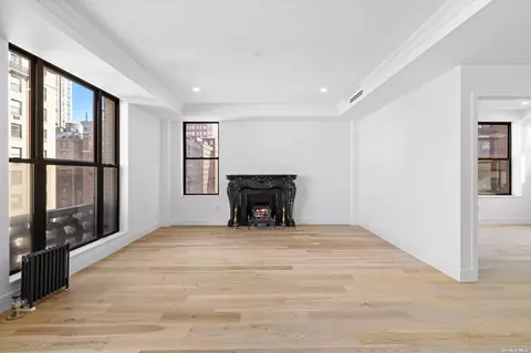 68 E 86th St #9A, New York, NY 10018