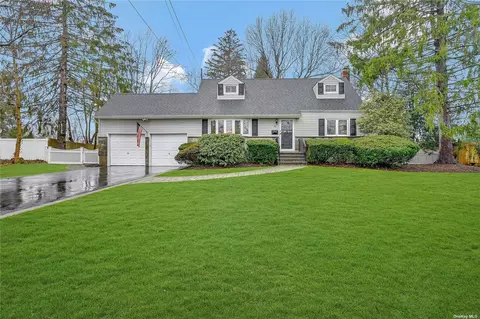 26 Furwood Dr, East Northport, NY 11731