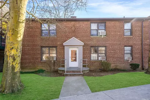 171-10 Crocheron Ave #44, Flushing, NY 11358