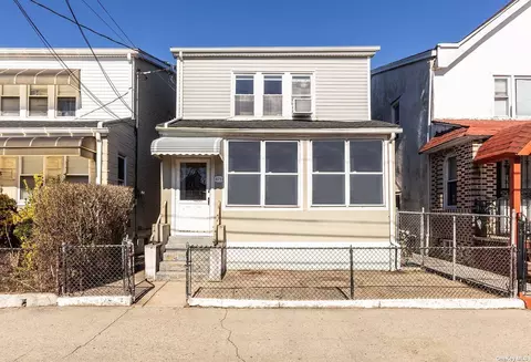 8711 Avenue L, Brooklyn, NY 11236