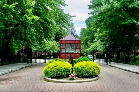 150-11 72nd Rd #5K, Flushing, NY 11367