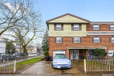 223-04 59th Ave, Bayside, NY 11364