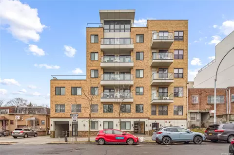 42-32 147th St #5B, Flushing, NY 11355