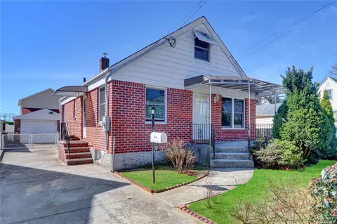 1495 Adams St, Elmont, NY 11003